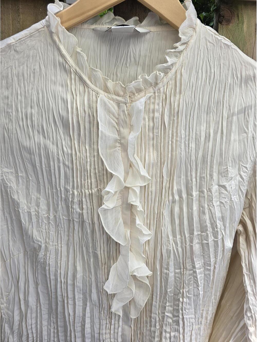 Vintage Peter Nygard Pleated Ruffle Front Blouse Size 14 Romantic, Victoriana - Picture 11 of 14